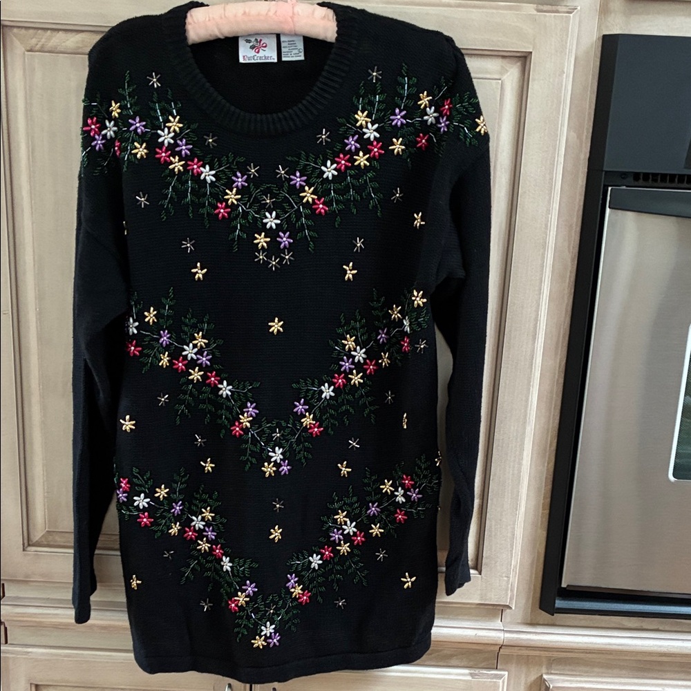 Nutcracker sweater size large vintage 80s beaded front
